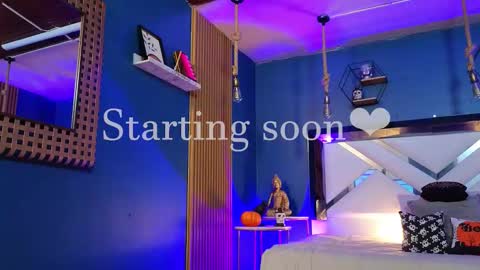 Snapshot of laady_brownn chatting on October 17, 2025, 11:02 am Cris online show from October 17, 2025, 11:02 am
