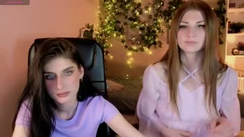 Kiki and Lula online show from April 11, 2026, 8:57 pm