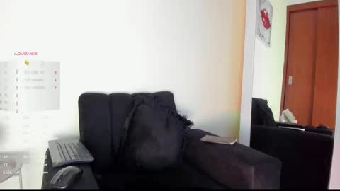 lace_victoria online show from October 1, 2025, 11:33 pm