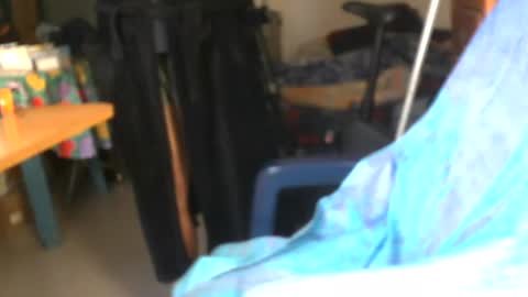 lacharcute online show from October 7, 2025, 7:49 am