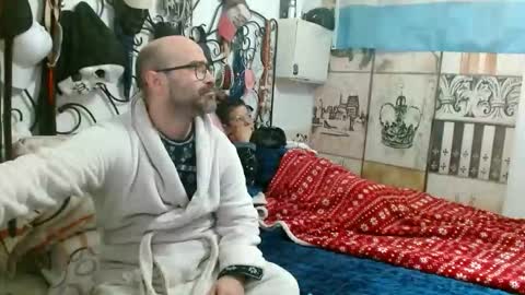 lachicadeldiablo online show from February 4, 2026, 7:14 am