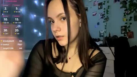 Snapshot of lacivierling chatting on October 25, 2025, 4:35 pm Sarah online show from October 25, 2025, 4:35 pm