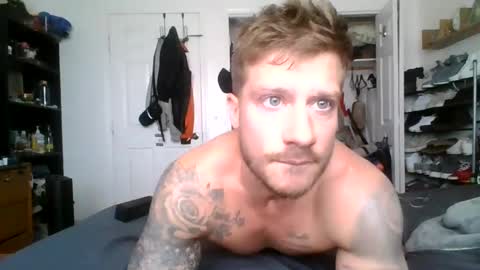 lacrioxcum18 online show from October 6, 2025, 6:38 pm