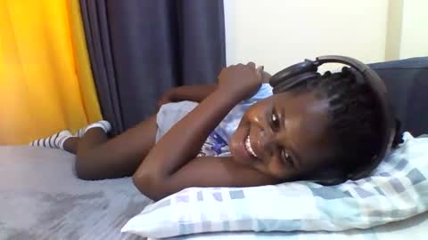 Snapshot of ladar_ chatting on March 2, 2026, 5:08 am vida online show from March 2, 2026, 5:08 am