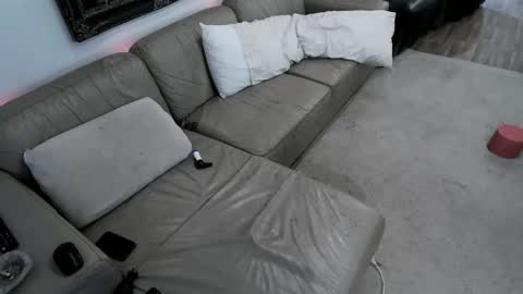 Hectic online show from March 11, 2025, 11:37 pm