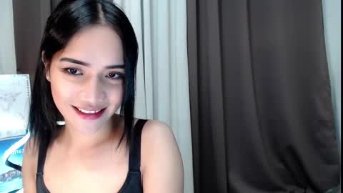 Snapshot of lady_angelala chatting on January 31, 2025, 10:10 am lady_angelala online show from January 31, 2025, 10:10 am