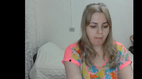 lady cute cat29 online show from January 16, 2025, 12:09 pm