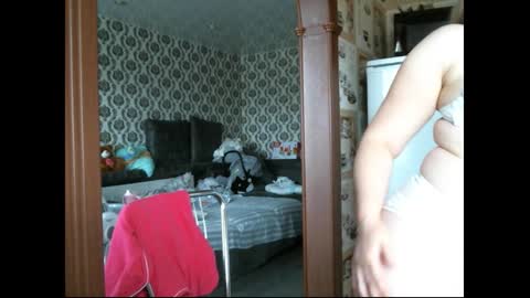 lady cute cat29 online show from September 30, 2025, 2:16 am