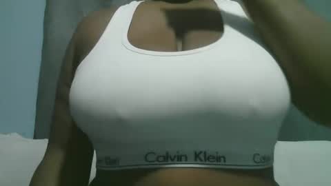 lady_dearra online show from October 23, 2025, 3:28 am