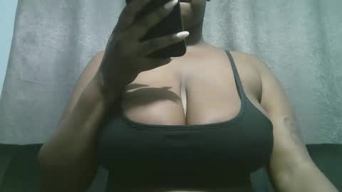 lady_dearra online show from December 23, 2025, 2:53 am