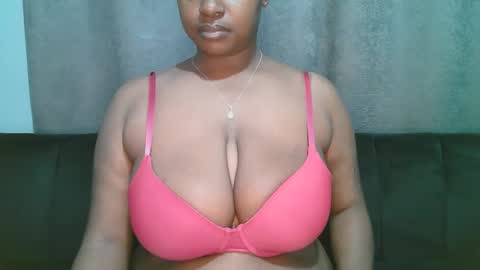 lady_dearra online show from March 6, 2026, 3:36 am