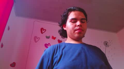 Evelynn online show from December 22, 2025, 8:39 pm