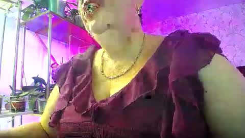 Lady Gloria online show from September 11, 2025, 3:50 am