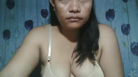 lady_love063 online show from September 12, 2025, 9:59 pm