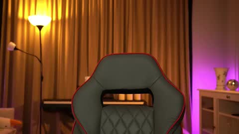 lady_nicolett online show from March 24, 2026, 1:54 am