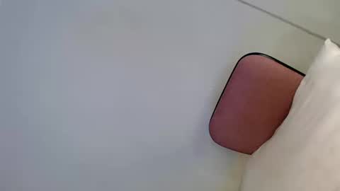 Ella online show from February 7, 2025, 2:26 pm