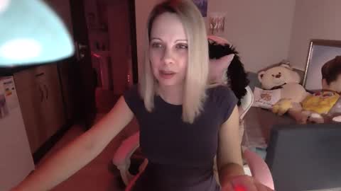 lady_smile69 online show from January 27, 2025, 2:10 am