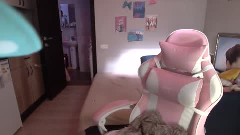 lady_smile69 online show from February 27, 2025, 6:18 am