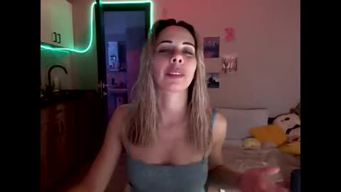 lady_smile69 online show from September 17, 2025, 7:26 pm