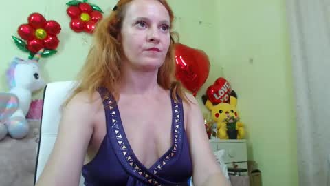 Sima Ladybigsmile online show from March 5, 2025, 4:13 am