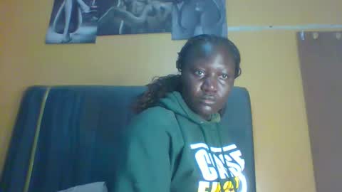 lindah32 online show from November 10, 2025, 12:31 am