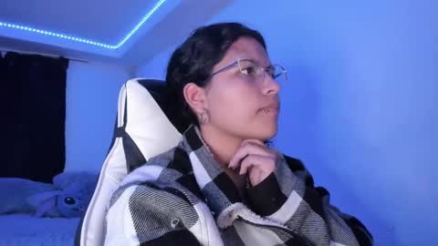  Lady  online show from January 26, 2025, 12:26 am