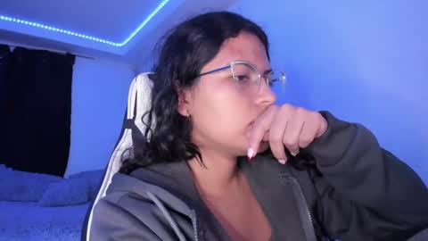  Lady  online show from January 29, 2025, 5:51 am