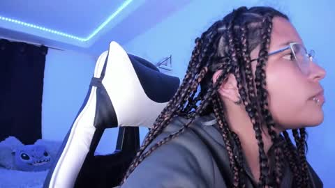  Lady  online show from February 8, 2025, 6:54 am