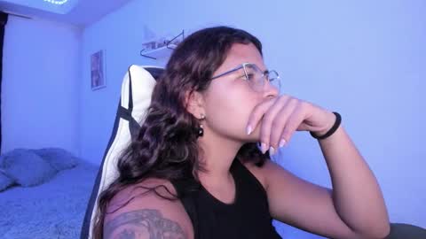  Lady  online show from September 14, 2025, 1:16 am