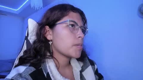  Lady  online show from October 19, 2025, 2:34 am