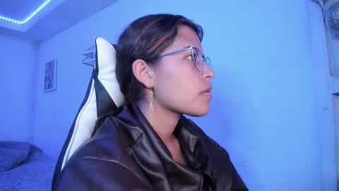  Lady  online show from February 3, 2026, 1:04 am