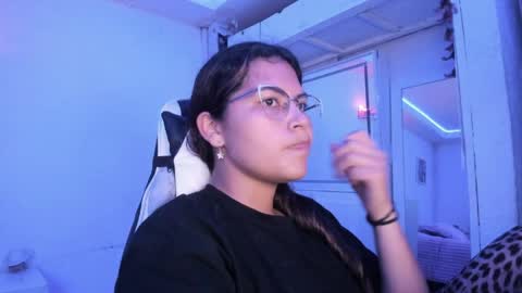  Lady  online show from June 10, 2026, 2:56 am