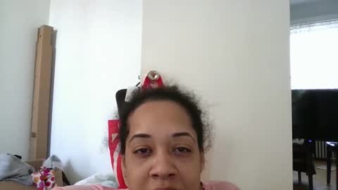 Snapshot of ladycinnabon chatting on January 3, 2025, 2:40 pm Stephanie online show from January 3, 2025, 2:40 pm