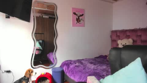 leidy daniela online show from February 21, 2026, 9:05 pm