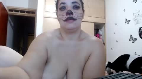 Snapshot of ladydeathz chatting on January 7, 2025, 7:31 am ladydeathz online show from January 7, 2025, 7:31 am