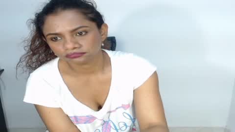 lady online show from April 7, 2026, 3:34 pm