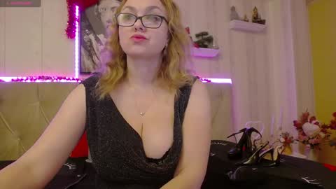  Lady Jeen    Back on Sunday 8th of December online show from January 3, 2025, 6:14 pm