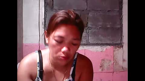 Snapshot of ladysweet4u69 chatting on April 27, 2026, 1:36 am ladysweet4u69 online show from April 27, 2026, 1:36 am