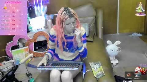 Skinnygirl online show from September 18, 2025, 1:18 am