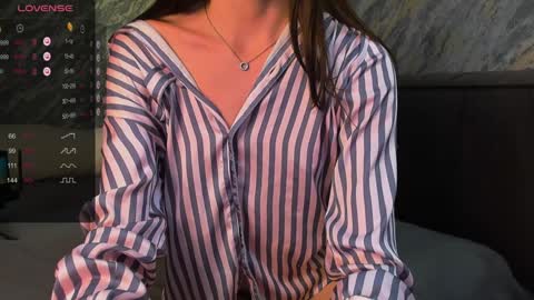 Bella online show from December 25, 2024, 11:33 am