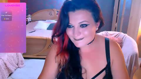 Arielle online show from September 28, 2025, 7:30 pm