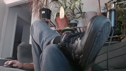 Snapshot of laidback_and_chill chatting on December 5, 2024, 5:15 am Rick online show from December 5, 2024, 5:15 am