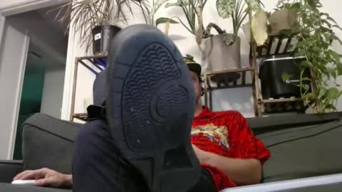 Snapshot of laidback_and_chill chatting on December 31, 2024, 3:23 am Rick online show from December 31, 2024, 3:23 am