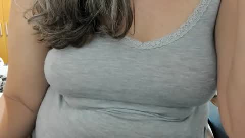 LAILA online show from November 27, 2025, 3:36 pm