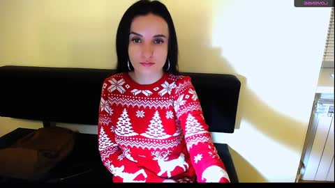 Snapshot of laimapinch_ chatting on December 25, 2024, 10:50 am Laima online show from December 25, 2024, 10:50 am