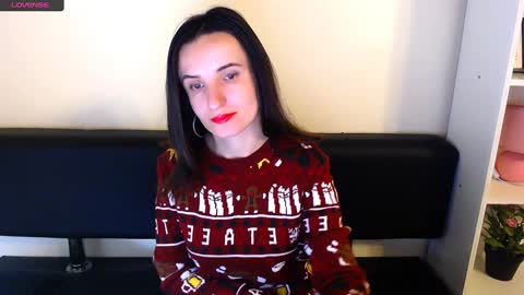 Snapshot of laimapinch_ chatting on December 27, 2024, 7:18 am Laima online show from December 27, 2024, 7:18 am
