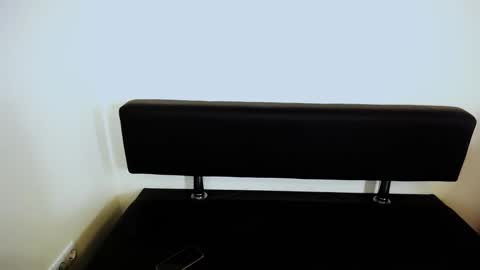 Snapshot of laimapinch_ chatting on October 20, 2025, 3:12 pm Laima online show from October 20, 2025, 3:12 pm