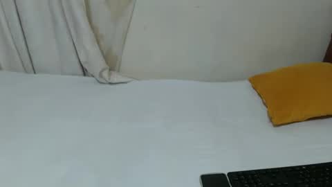 Snapshot of lakeeza chatting on January 12, 2025, 12:01 pm ANNIE online show from January 12, 2025, 12:01 pm