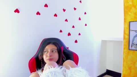 Lala clark online show from February 17, 2026, 8:37 pm