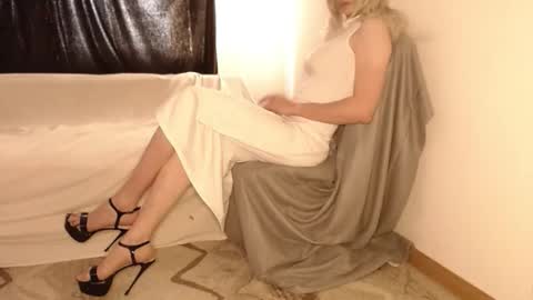 LalaMy online show from March 10, 2026, 5:34 am